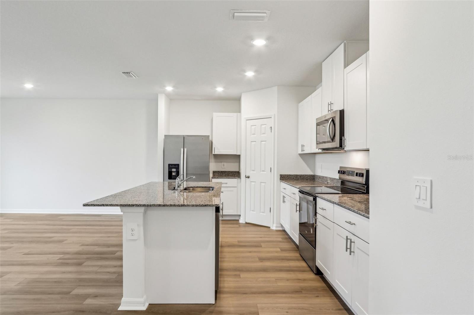 2490 LEEDS ST, HAINES CITY, FL, 33844