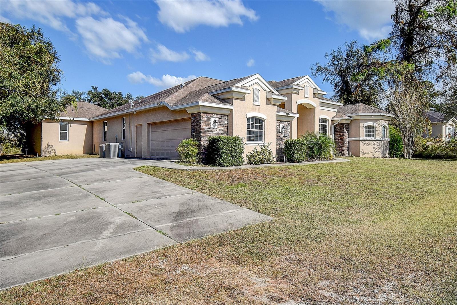 12415 MAYCREST AVE, WEEKI WACHEE, FL, 34614
