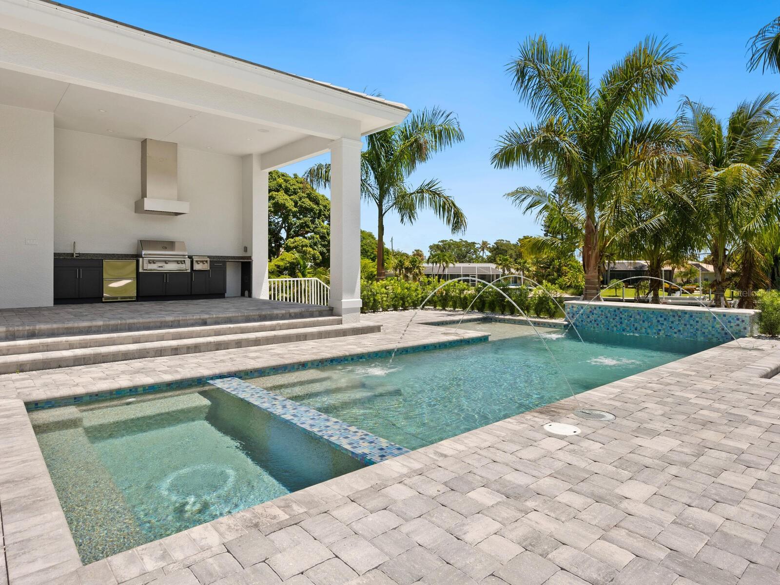 A4627997 Property Photo