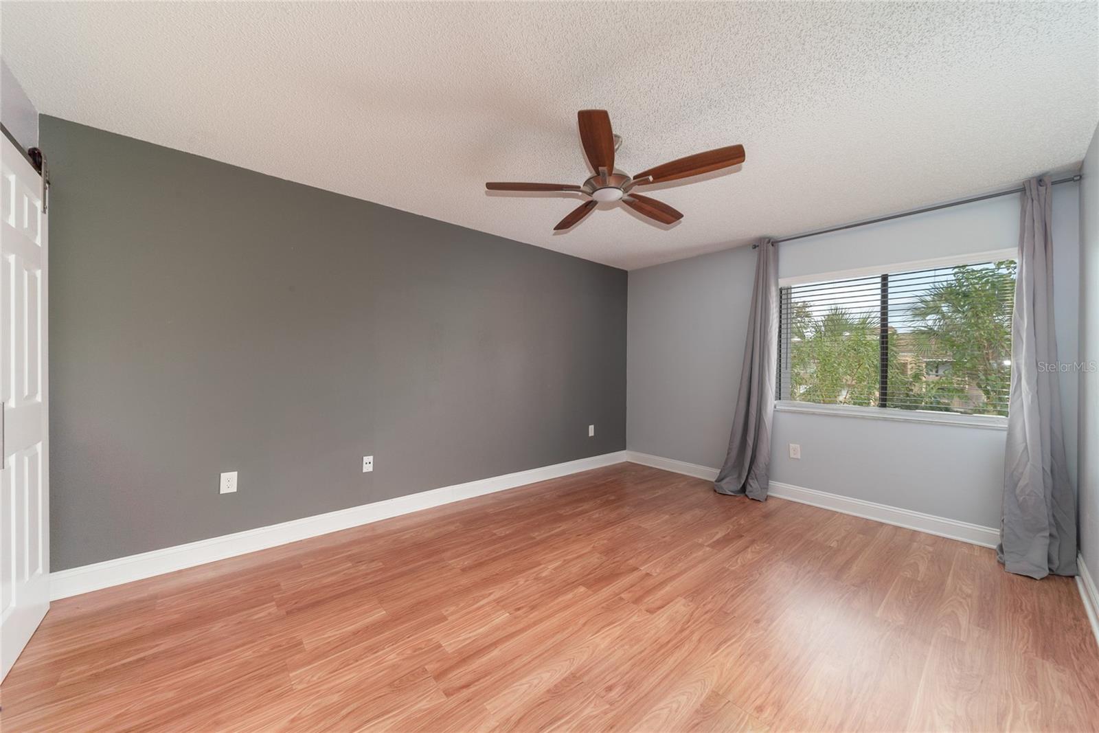 5303 VINELAND RD #205, ORLANDO, FL, 32811