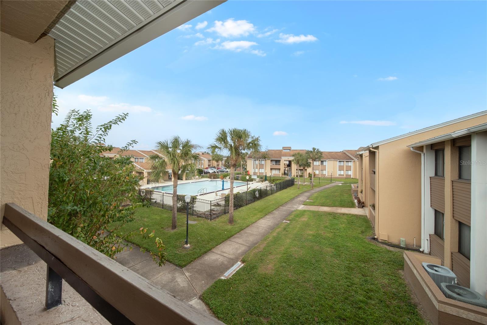 5303 VINELAND RD #205, ORLANDO, FL, 32811