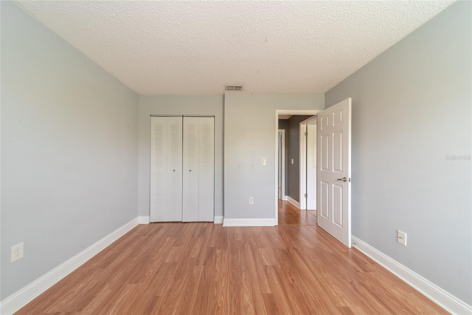 5303 VINELAND RD #205, ORLANDO, FL, 32811