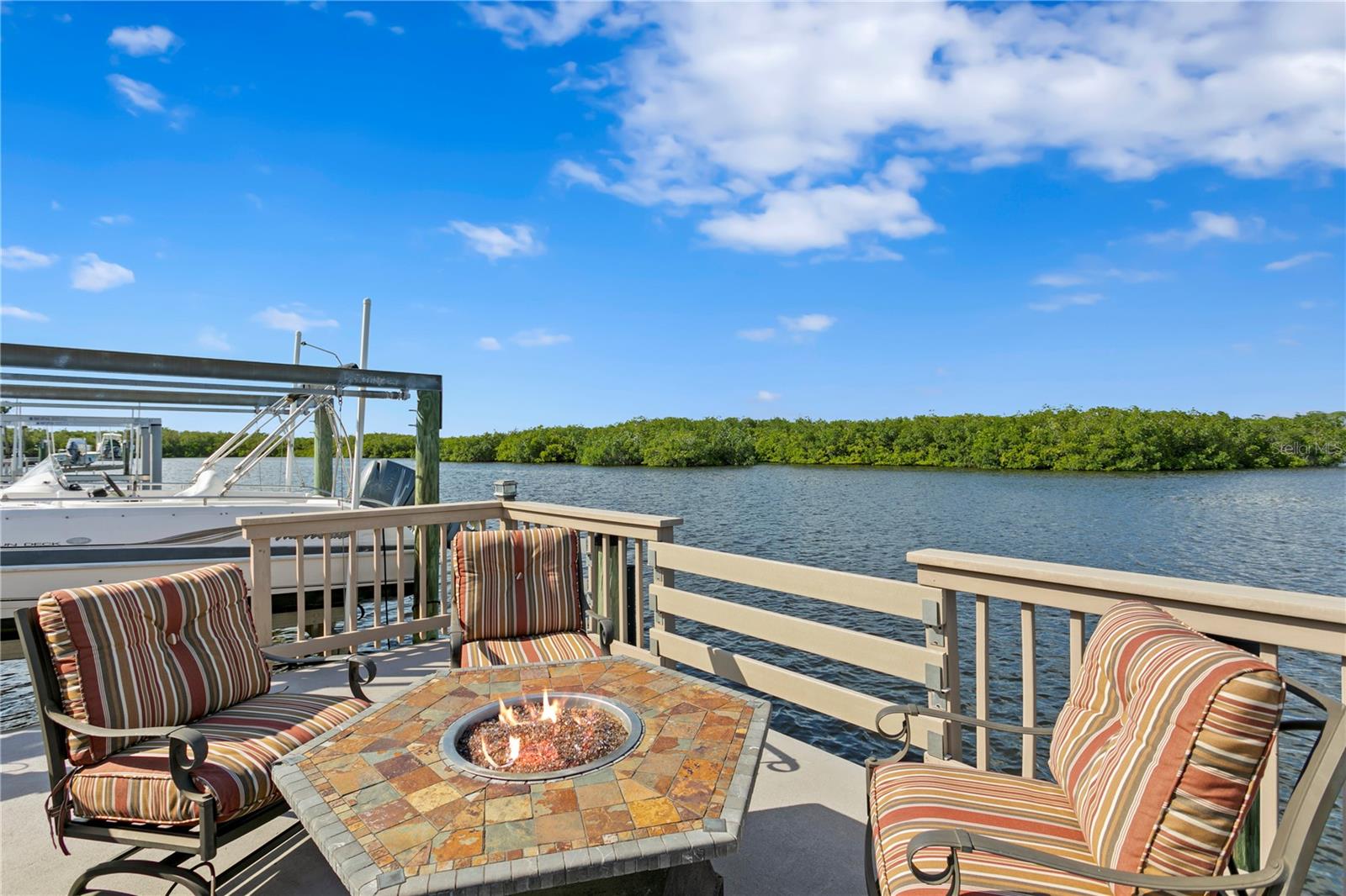 7303 PELICAN ISLAND DR, TAMPA, FL, 33634
