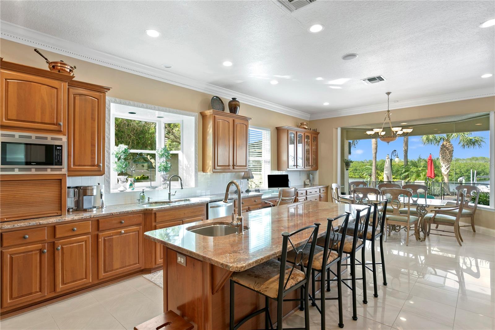 7303 PELICAN ISLAND DR, TAMPA, FL, 33634