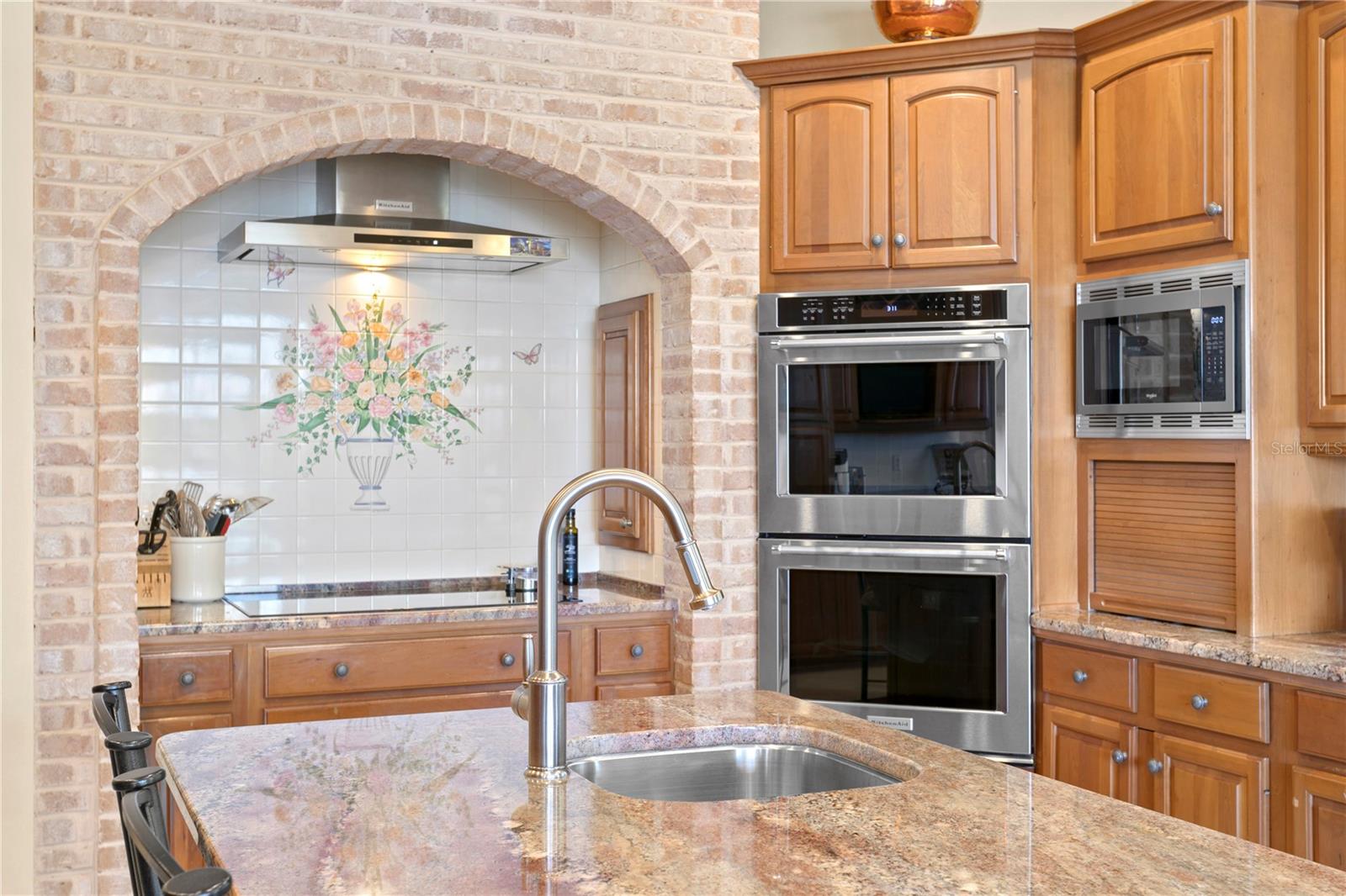 7303 PELICAN ISLAND DR, TAMPA, FL, 33634