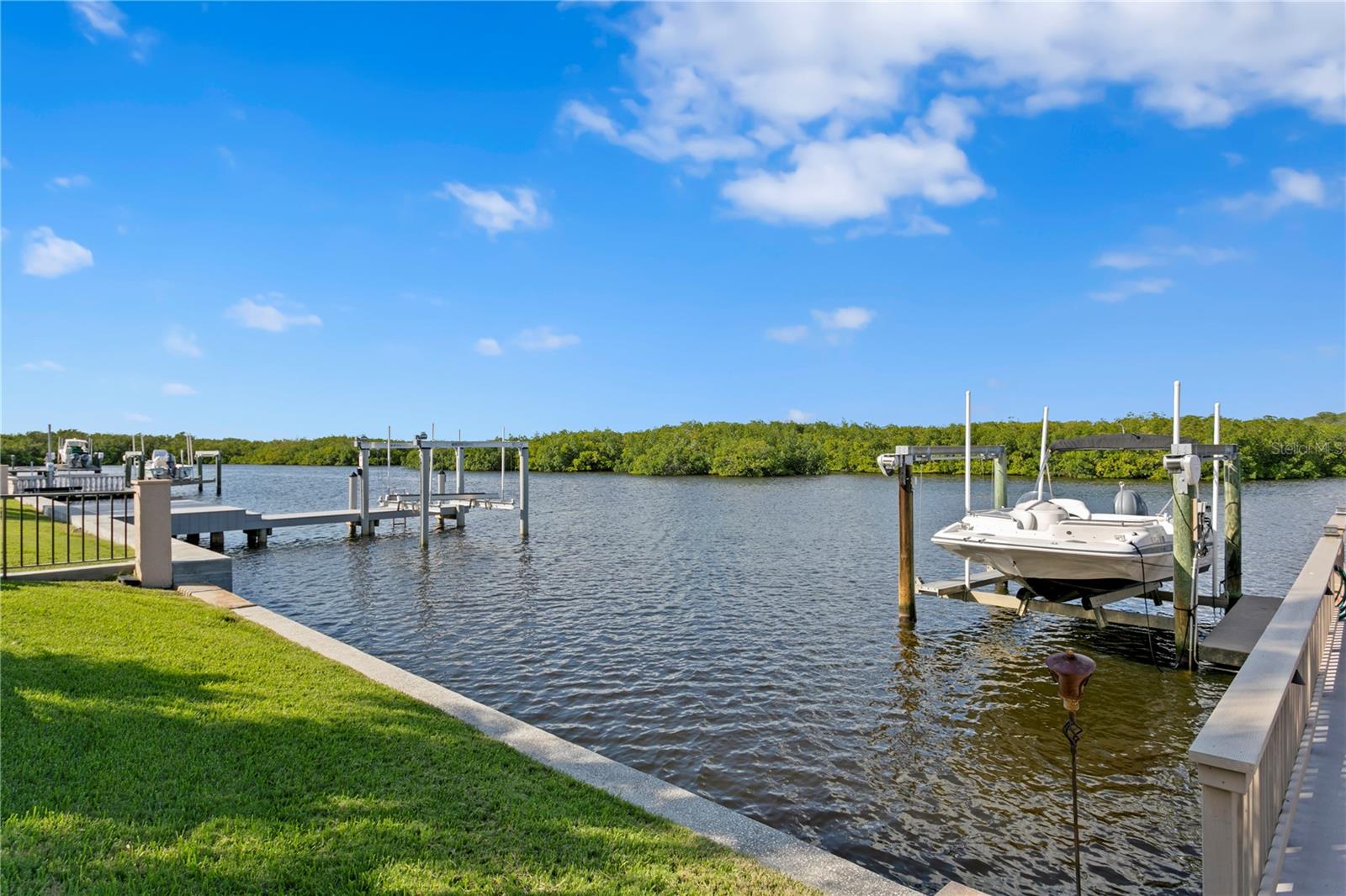 7303 PELICAN ISLAND DR, TAMPA, FL, 33634