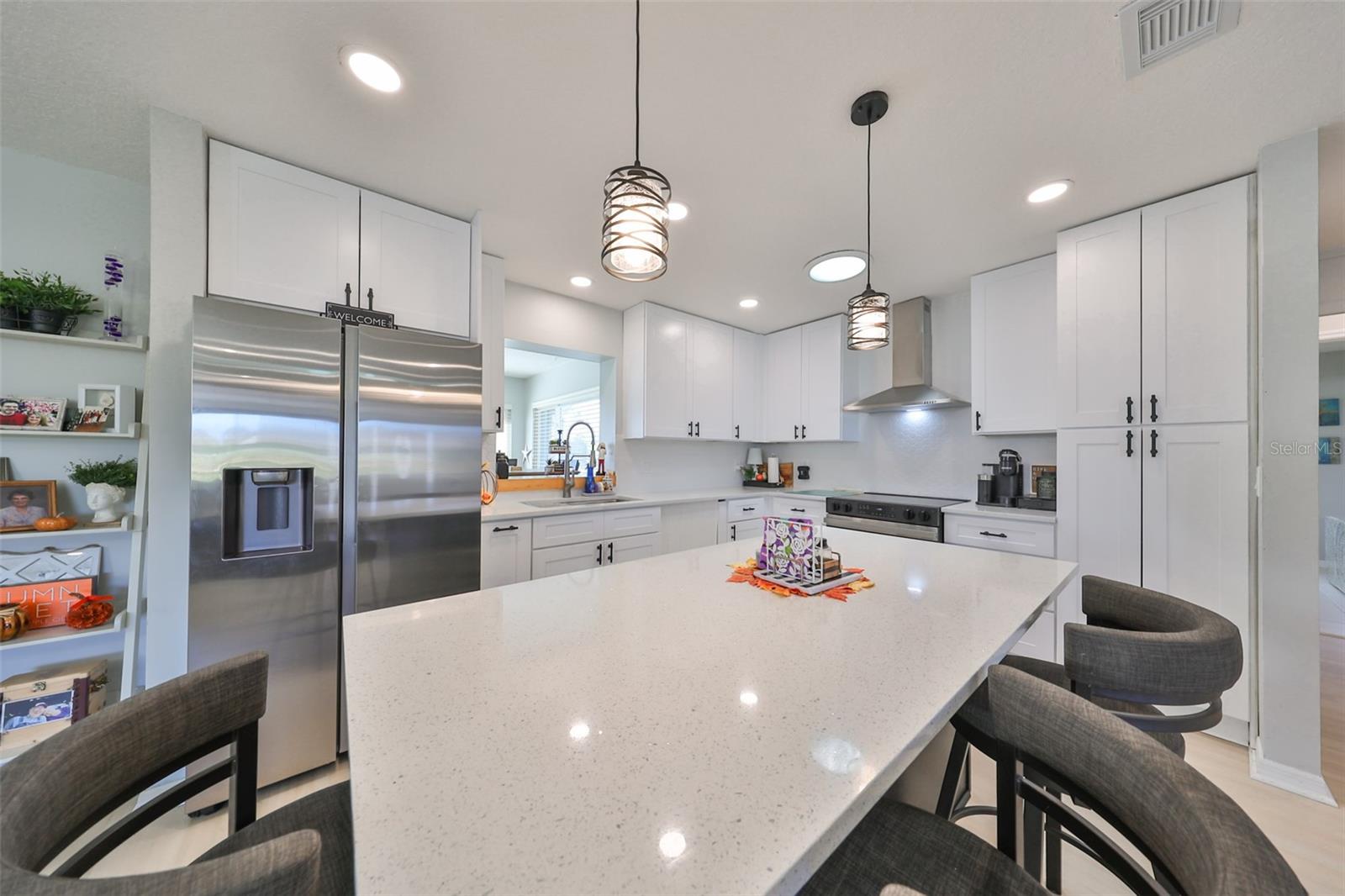 2019 N PEBBLE BEACH BLVD, SUN CITY CENTER, FL, 33573