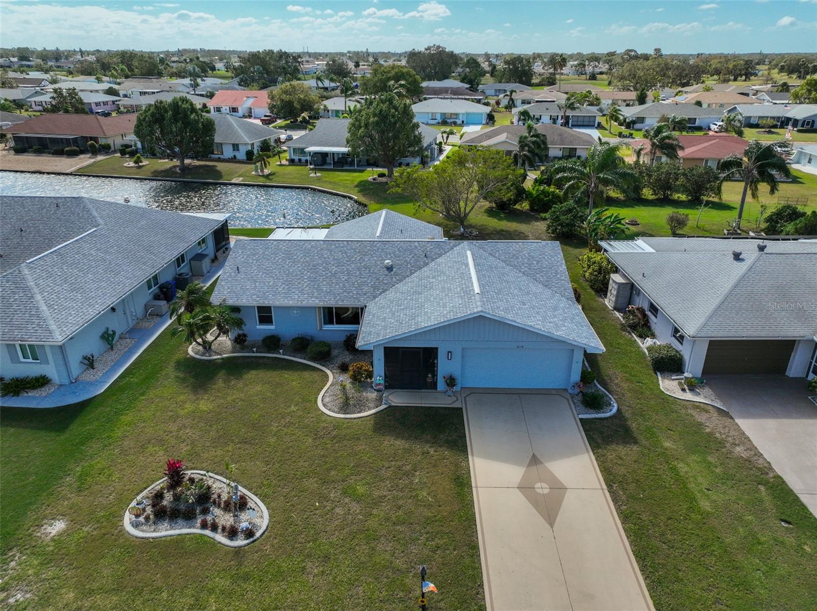 2019 N PEBBLE BEACH BLVD, SUN CITY CENTER, FL, 33573