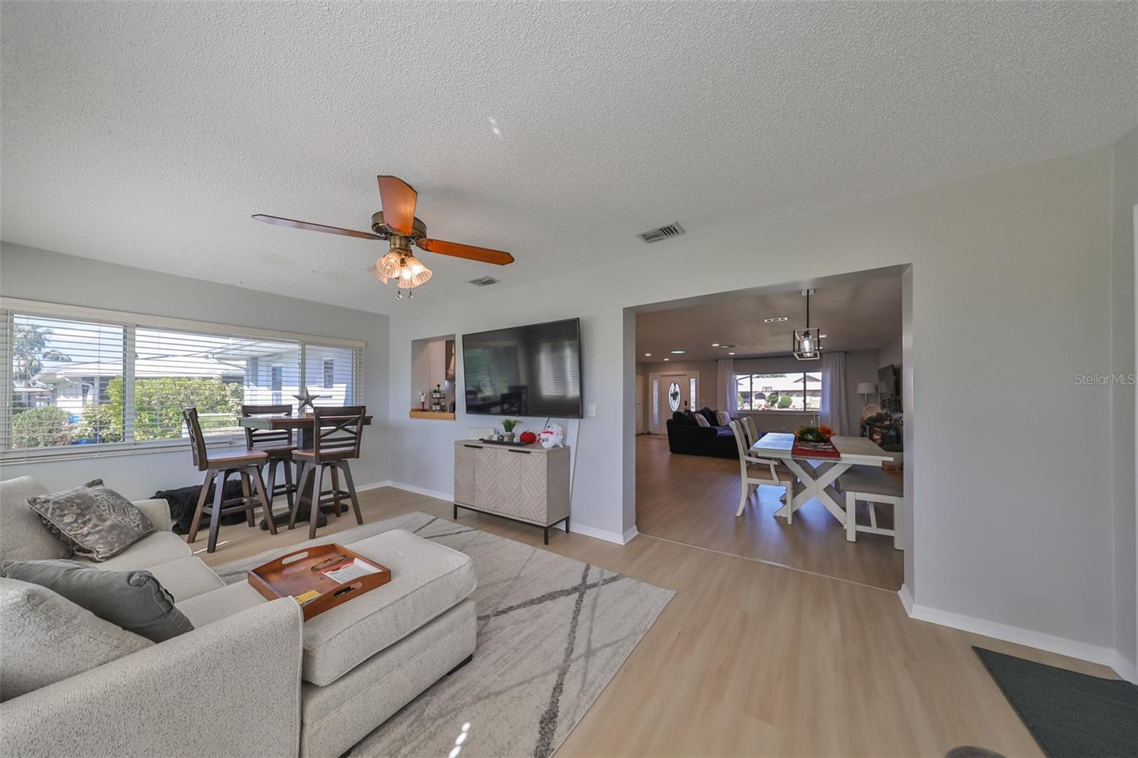 2019 N PEBBLE BEACH BLVD, SUN CITY CENTER, FL, 33573