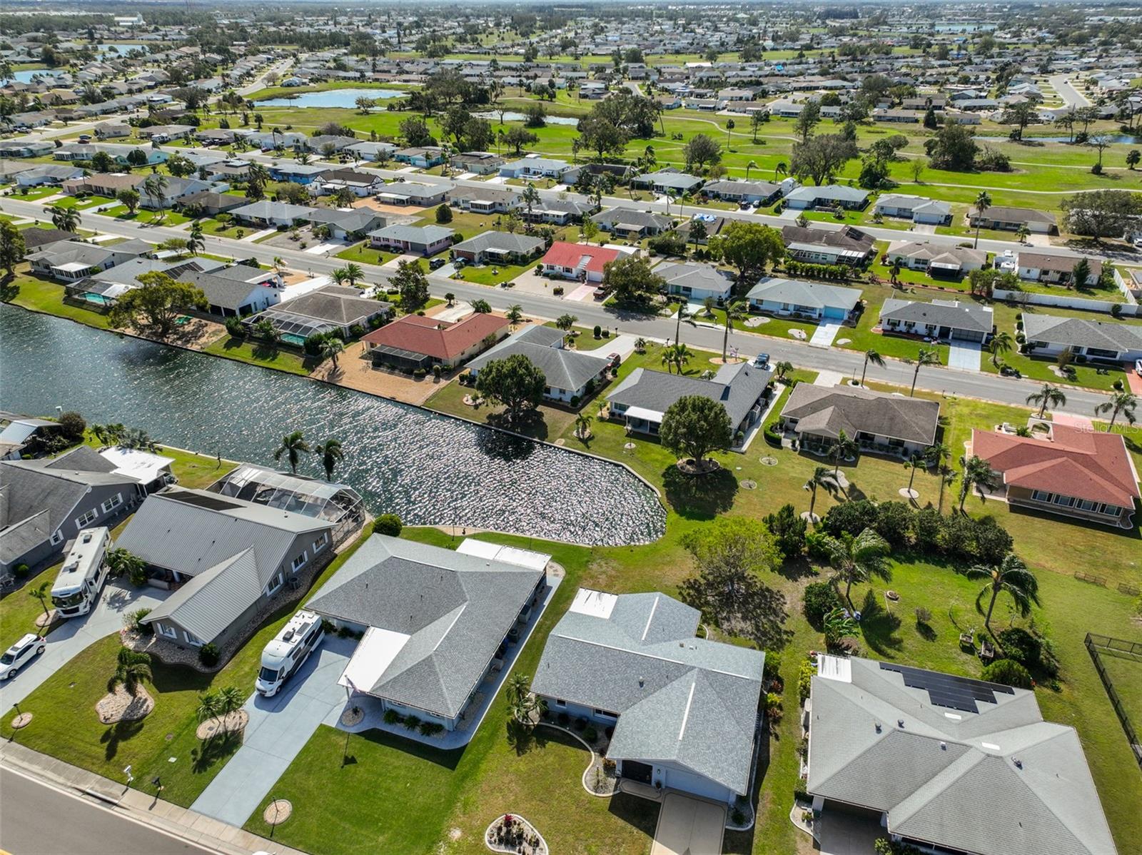 2019 N PEBBLE BEACH BLVD, SUN CITY CENTER, FL, 33573