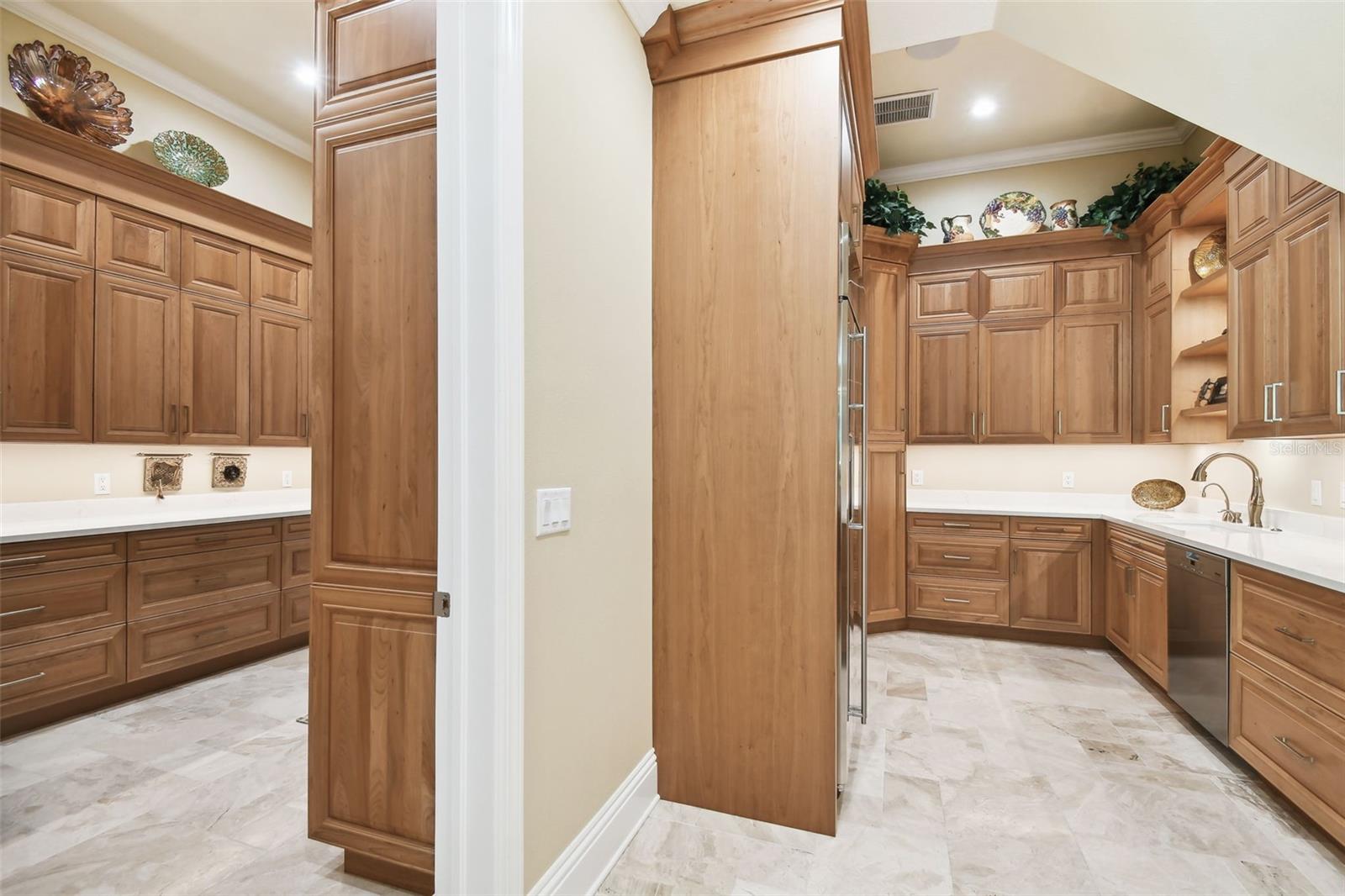 602 GUISANDO DE AVILA, TAMPA, FL, 33613