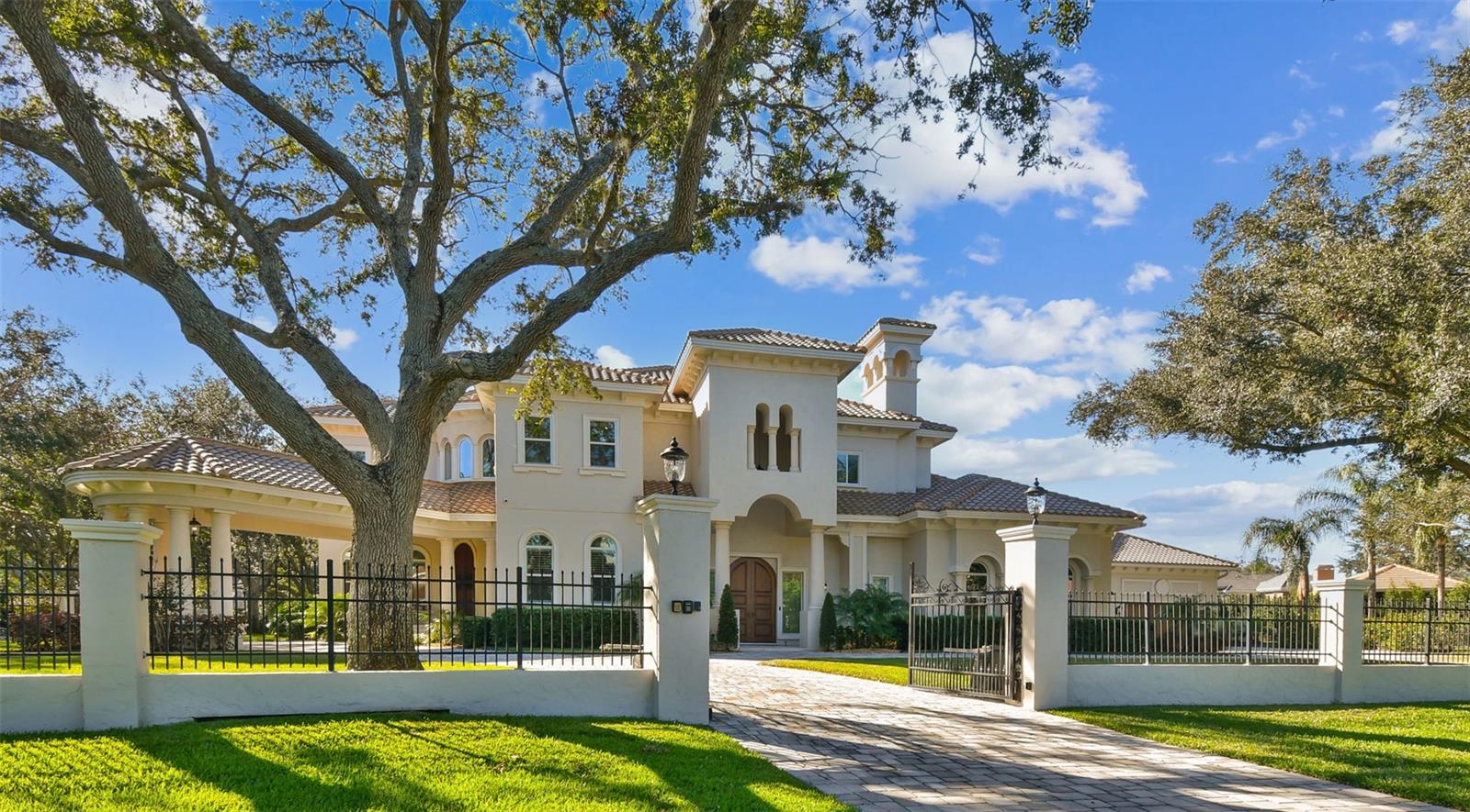 602 GUISANDO DE AVILA, TAMPA, FL, 33613
