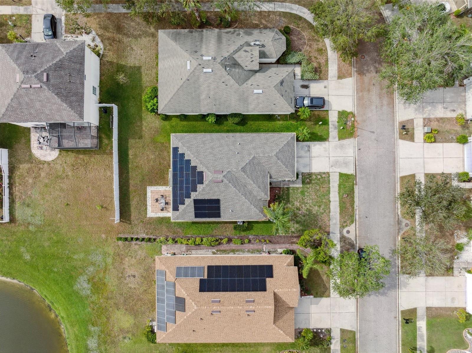 2246 ROANOKE SPRINGS DR, RUSKIN, FL, 33570