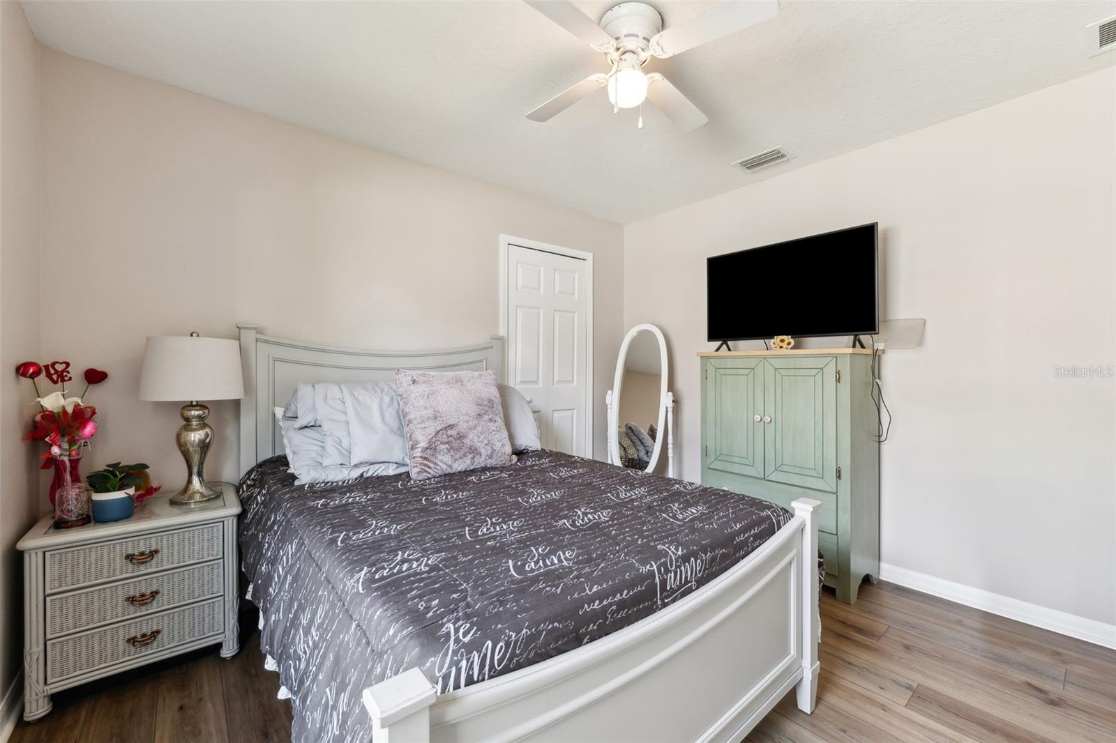 2246 ROANOKE SPRINGS DR, RUSKIN, FL, 33570