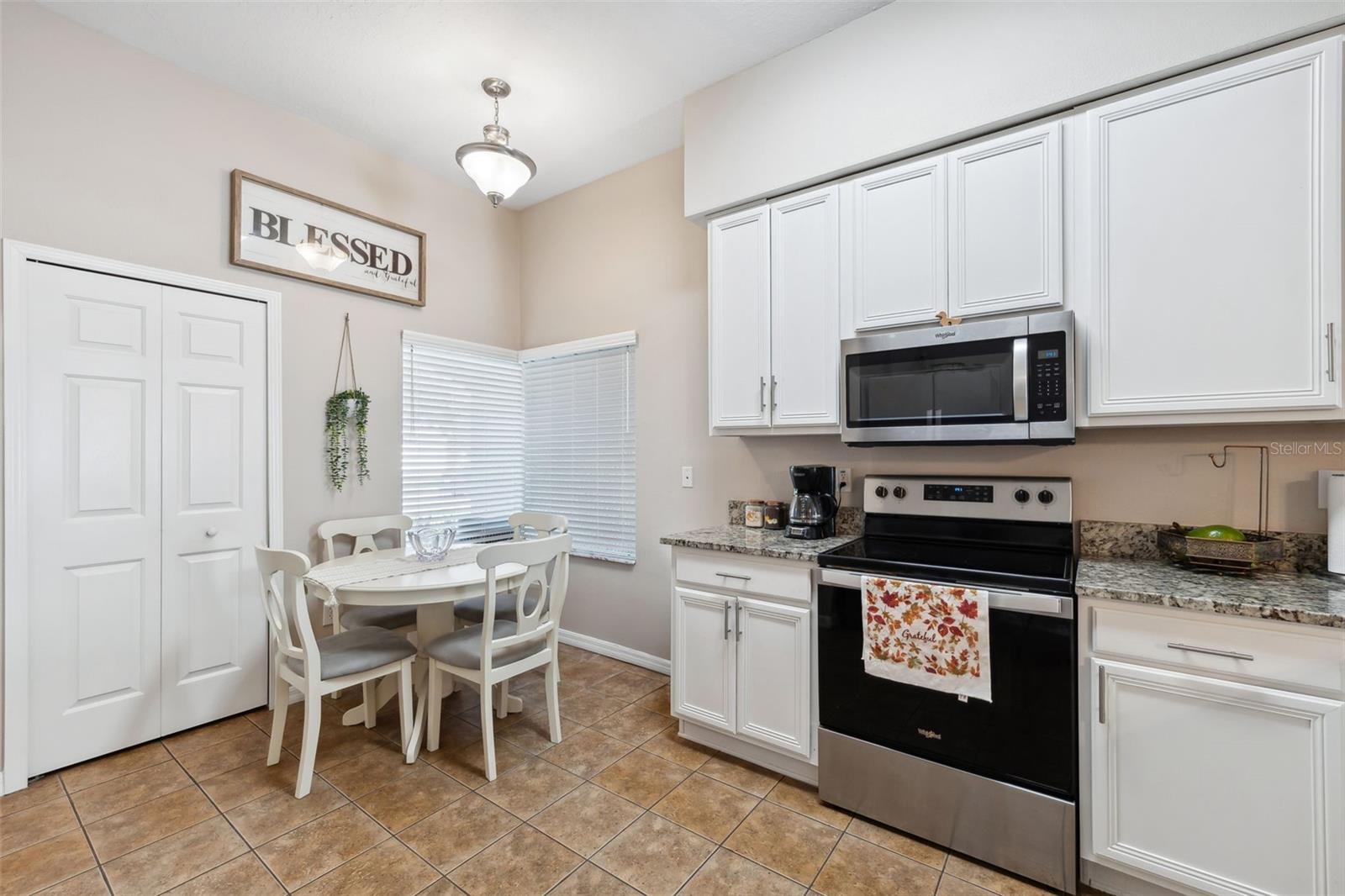 2246 ROANOKE SPRINGS DR, RUSKIN, FL, 33570