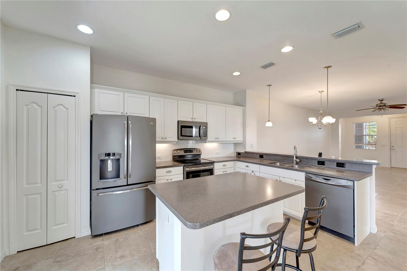 27133 IPSWICH DR, ENGLEWOOD, FL, 34223