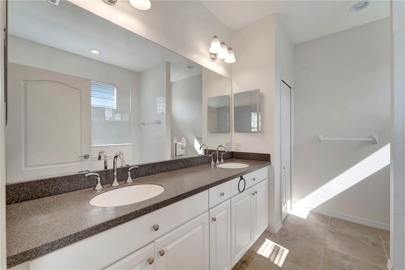 27133 IPSWICH DR, ENGLEWOOD, FL, 34223