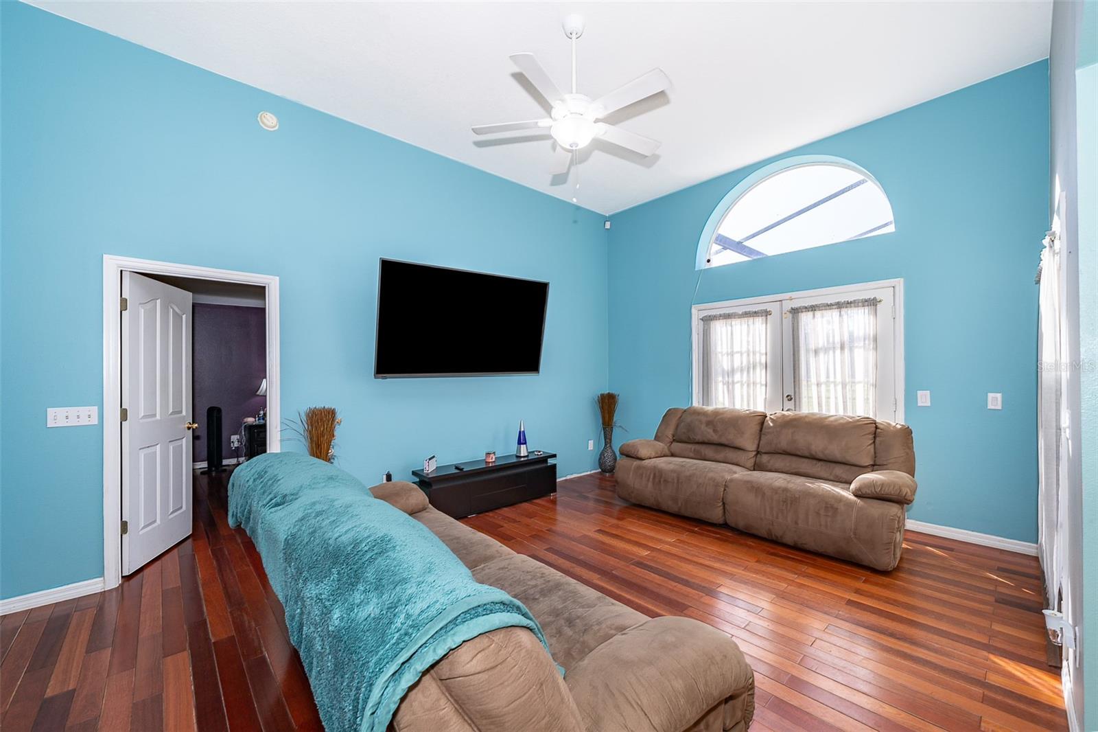 709 LAKE EMERALD AVE, ORANGE CITY, FL, 32763