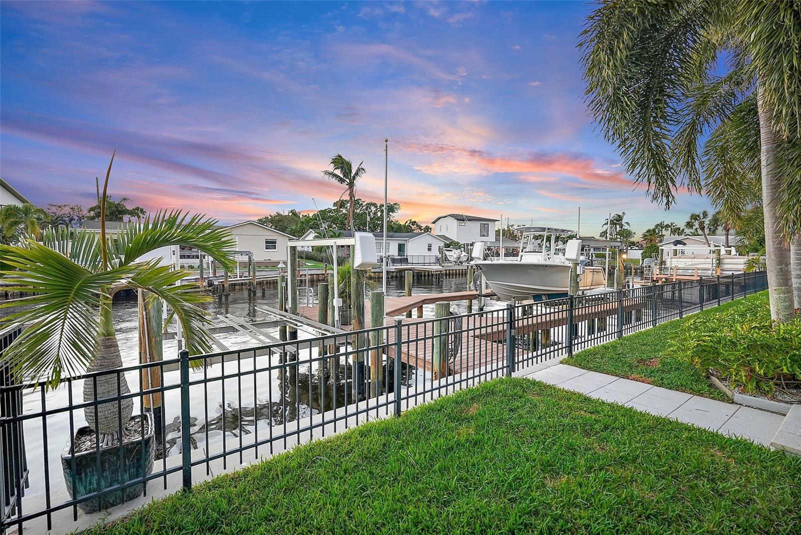 3942 14TH ST NE, ST PETERSBURG, FL, 33703