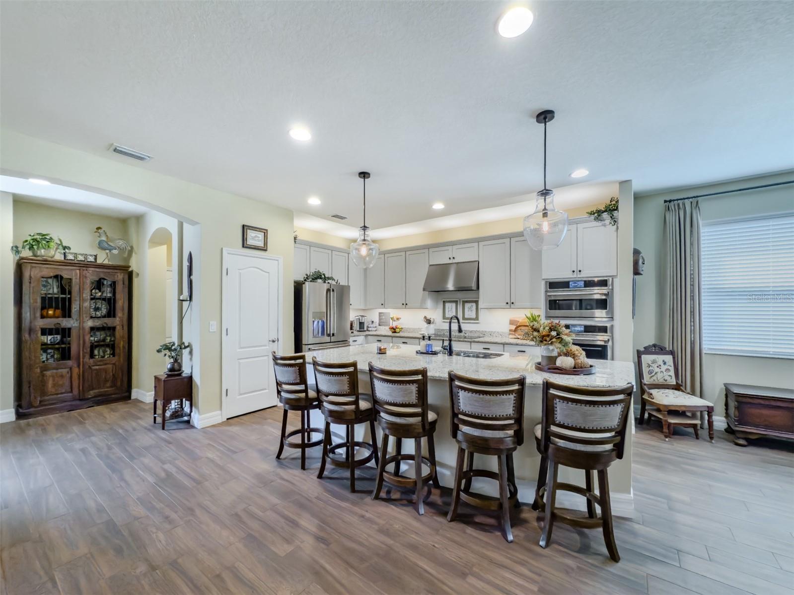 248 VILLA LUNA LN, LUTZ, FL, 33549