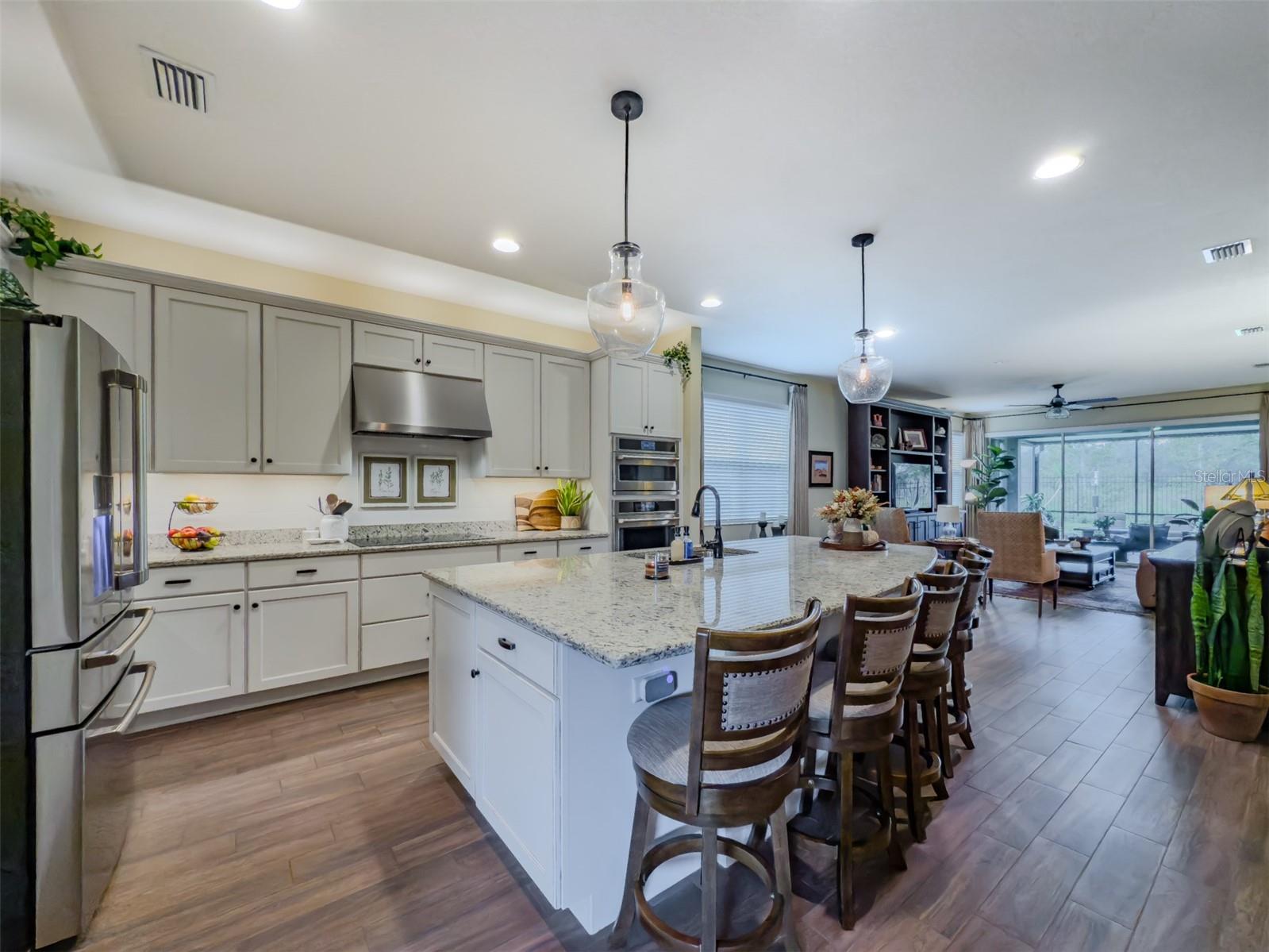 248 VILLA LUNA LN, LUTZ, FL, 33549