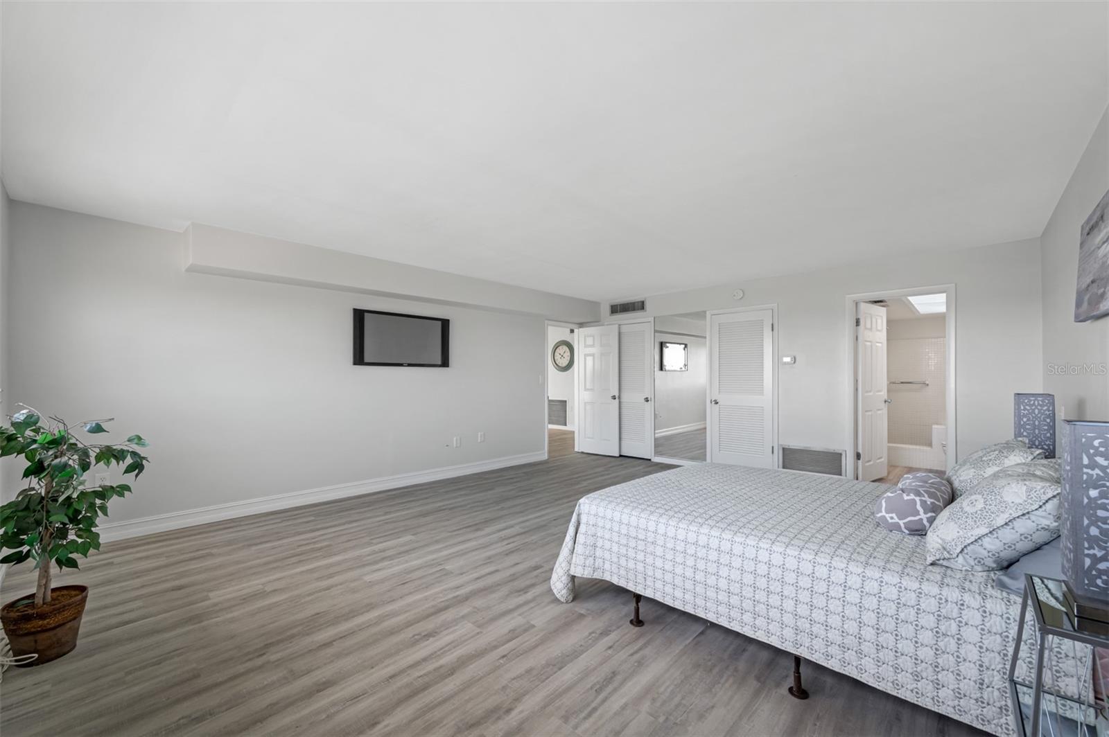 6363 GULF WINDS DR #437, ST PETE BEACH, FL, 33706