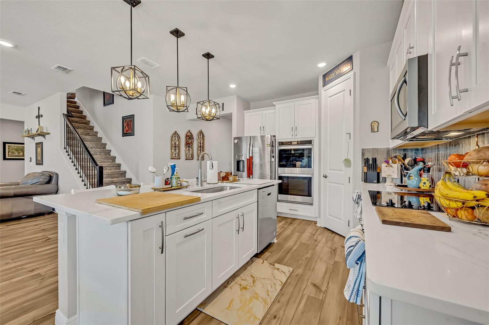 2298 RAVEN RIDGE RD, MINNEOLA, FL, 34715