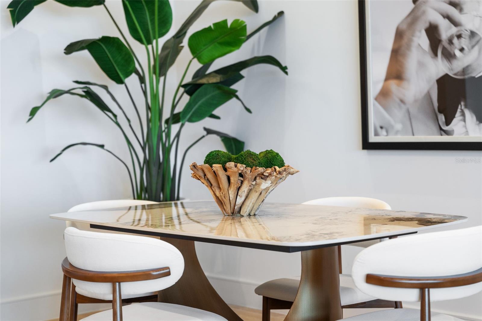 A4628048 Property Photo