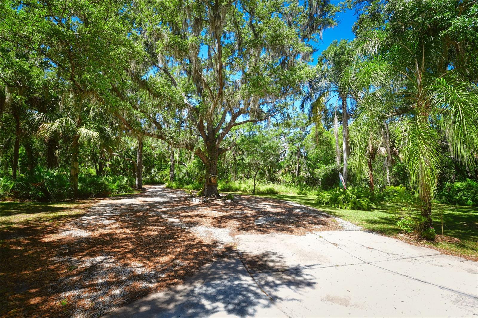 3204 STAGECOACH TRL, WIMAUMA, FL, 33598