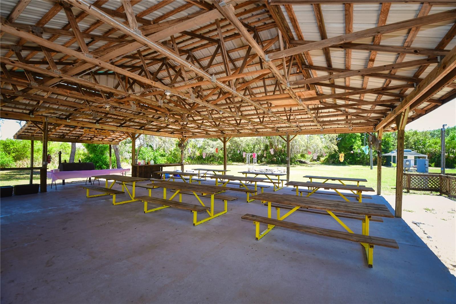 3204 STAGECOACH TRL, WIMAUMA, FL, 33598