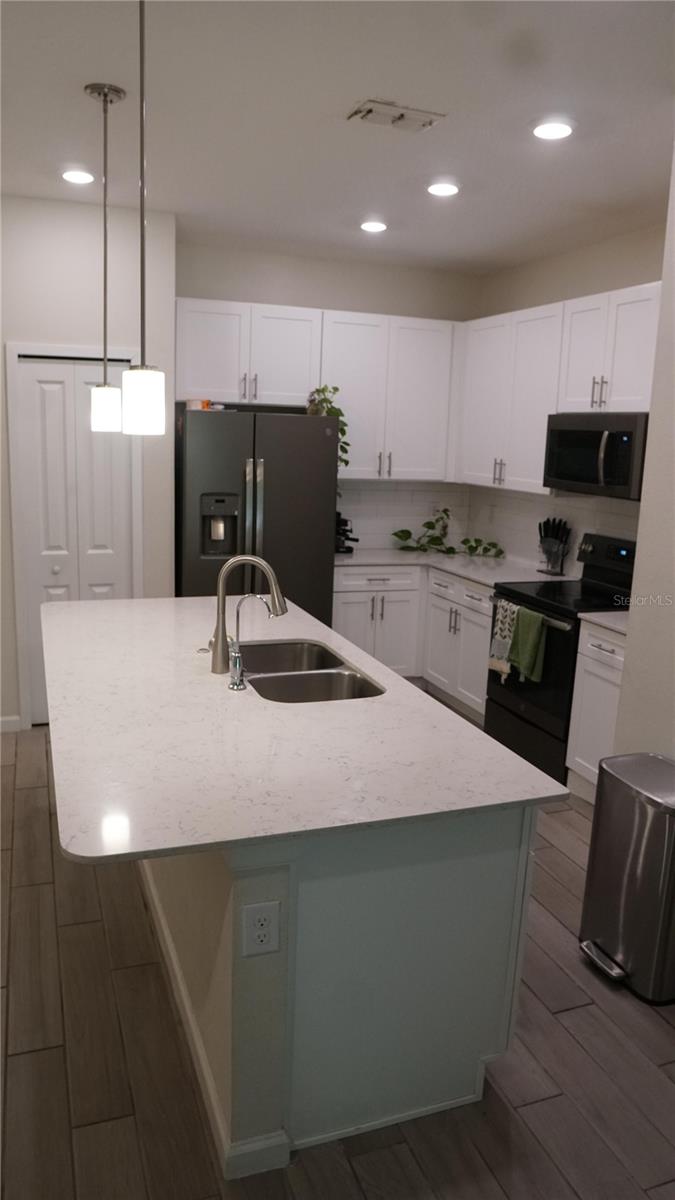 9980 RED EAGLE DR, ORLANDO, FL, 32825