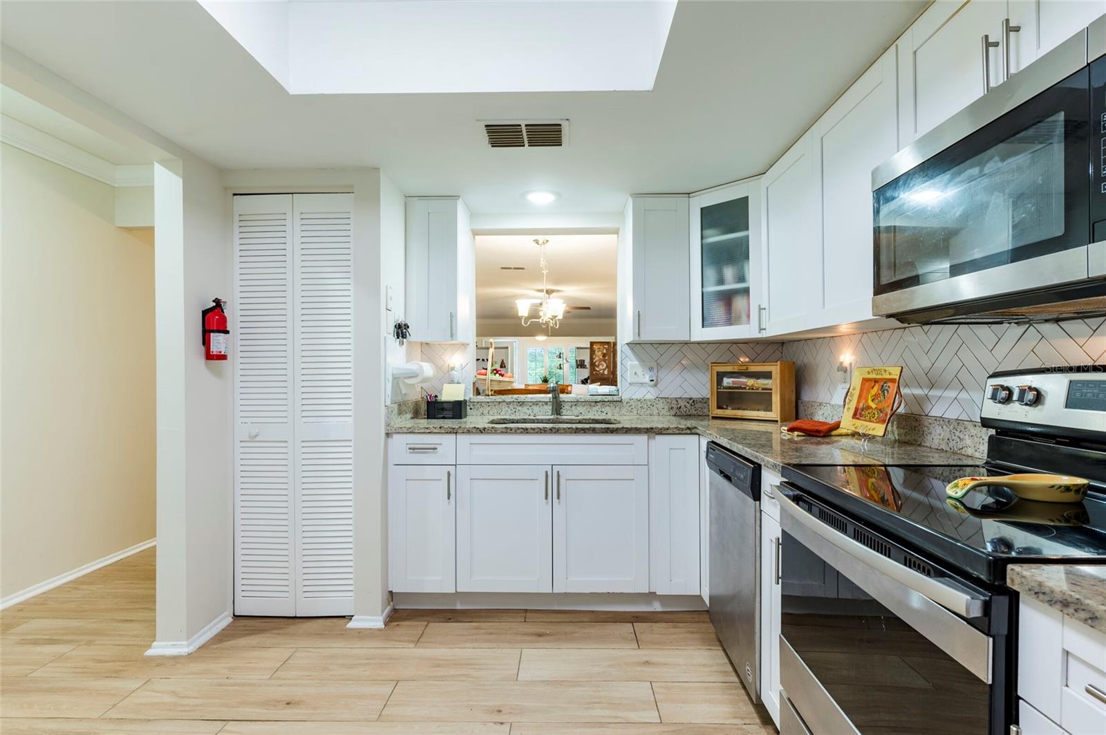 2238 LARK CIR W #D, PALM HARBOR, FL, 34684