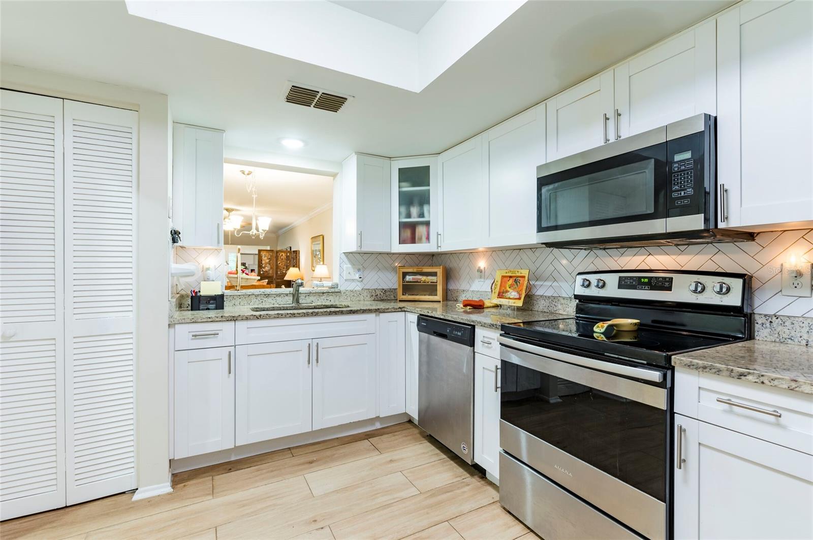 2238 LARK CIR W #D, PALM HARBOR, FL, 34684