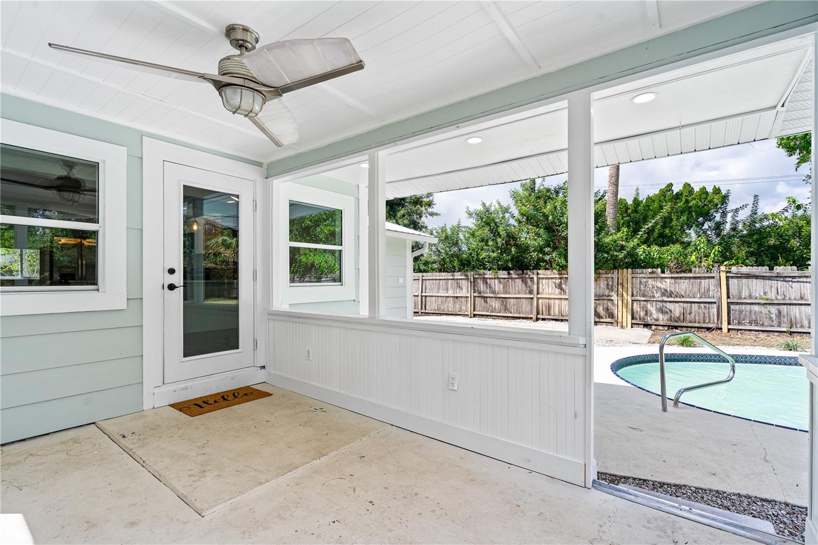 107 E OCEAN AVE, EDGEWATER, FL, 32132