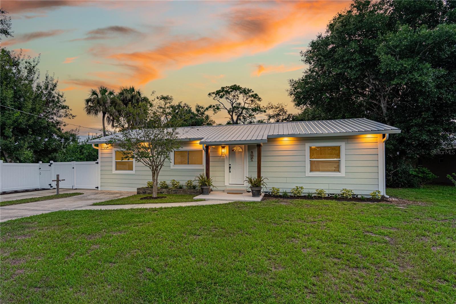 107 E OCEAN AVE, EDGEWATER, FL, 32132