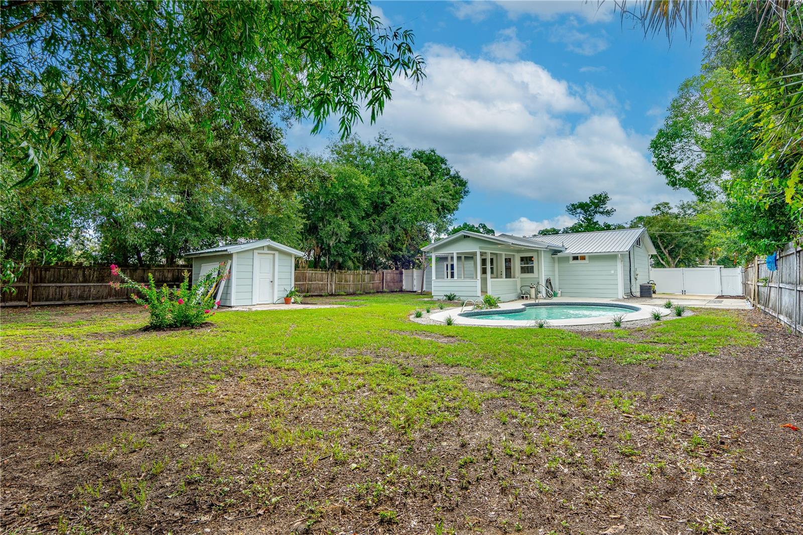 107 E OCEAN AVE, EDGEWATER, FL, 32132