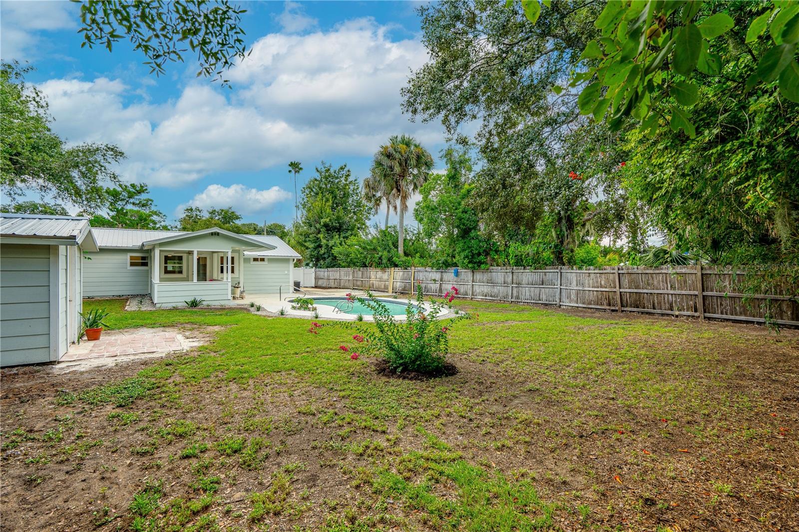 107 E OCEAN AVE, EDGEWATER, FL, 32132