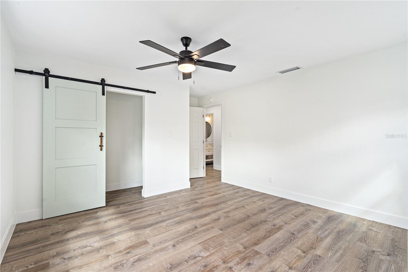 107 E OCEAN AVE, EDGEWATER, FL, 32132