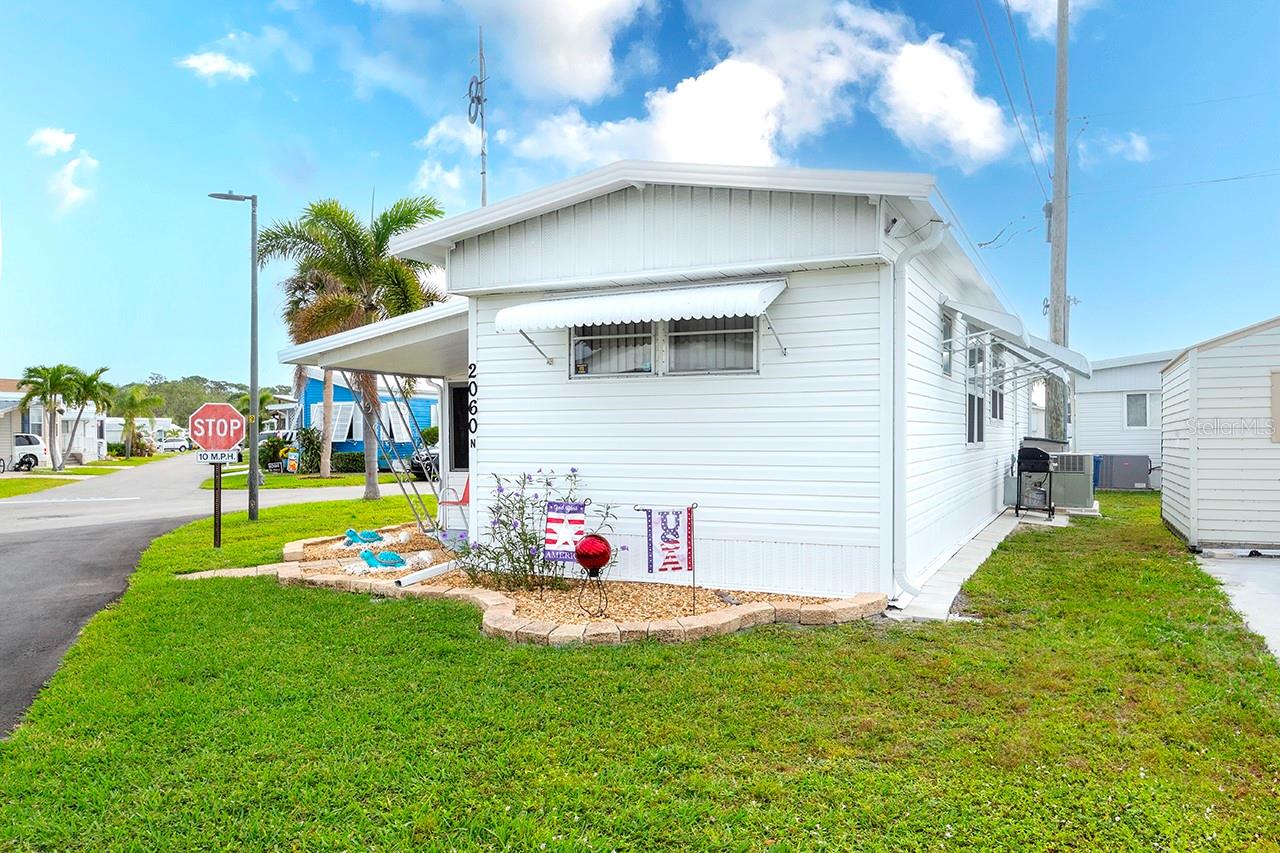 2060 N MOBILE ESTATES DR, SARASOTA, FL, 34231