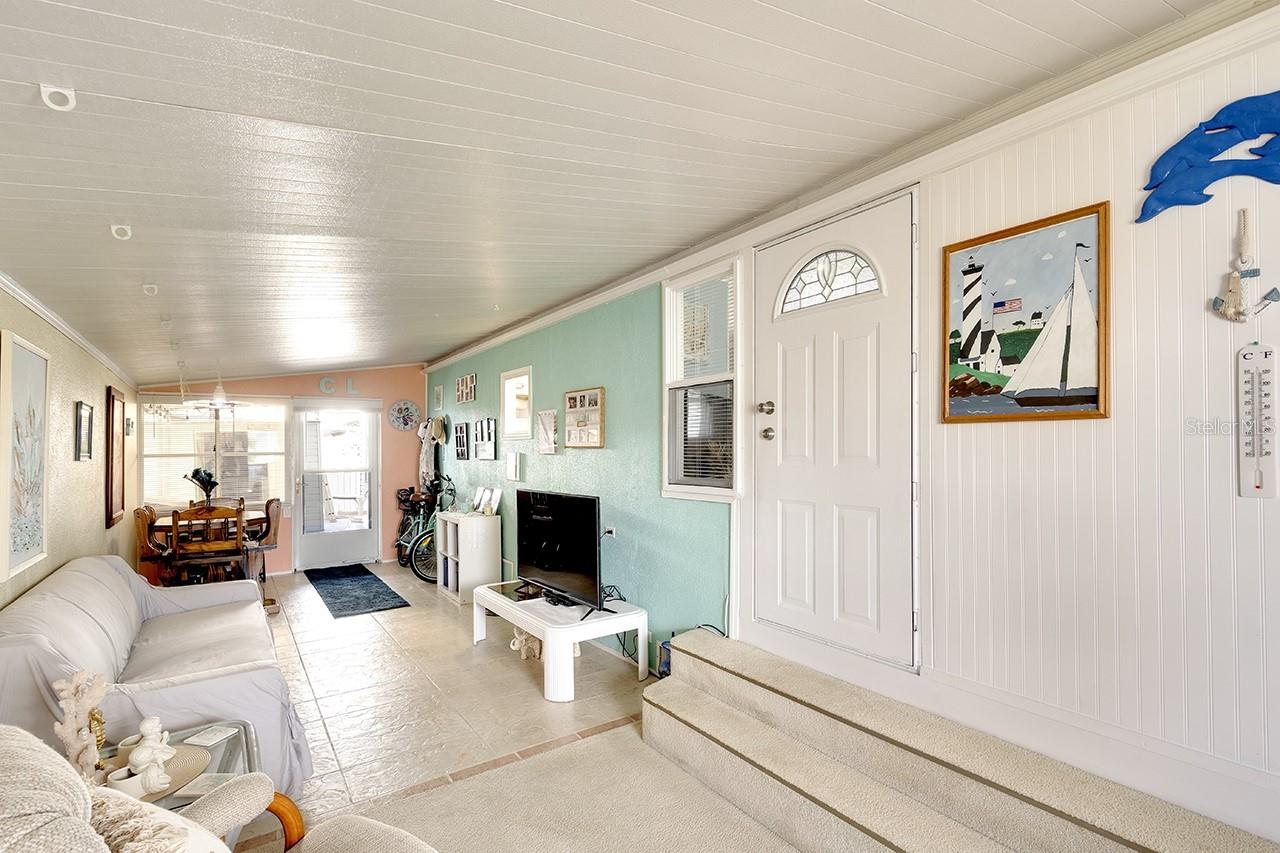 2060 N MOBILE ESTATES DR, SARASOTA, FL, 34231