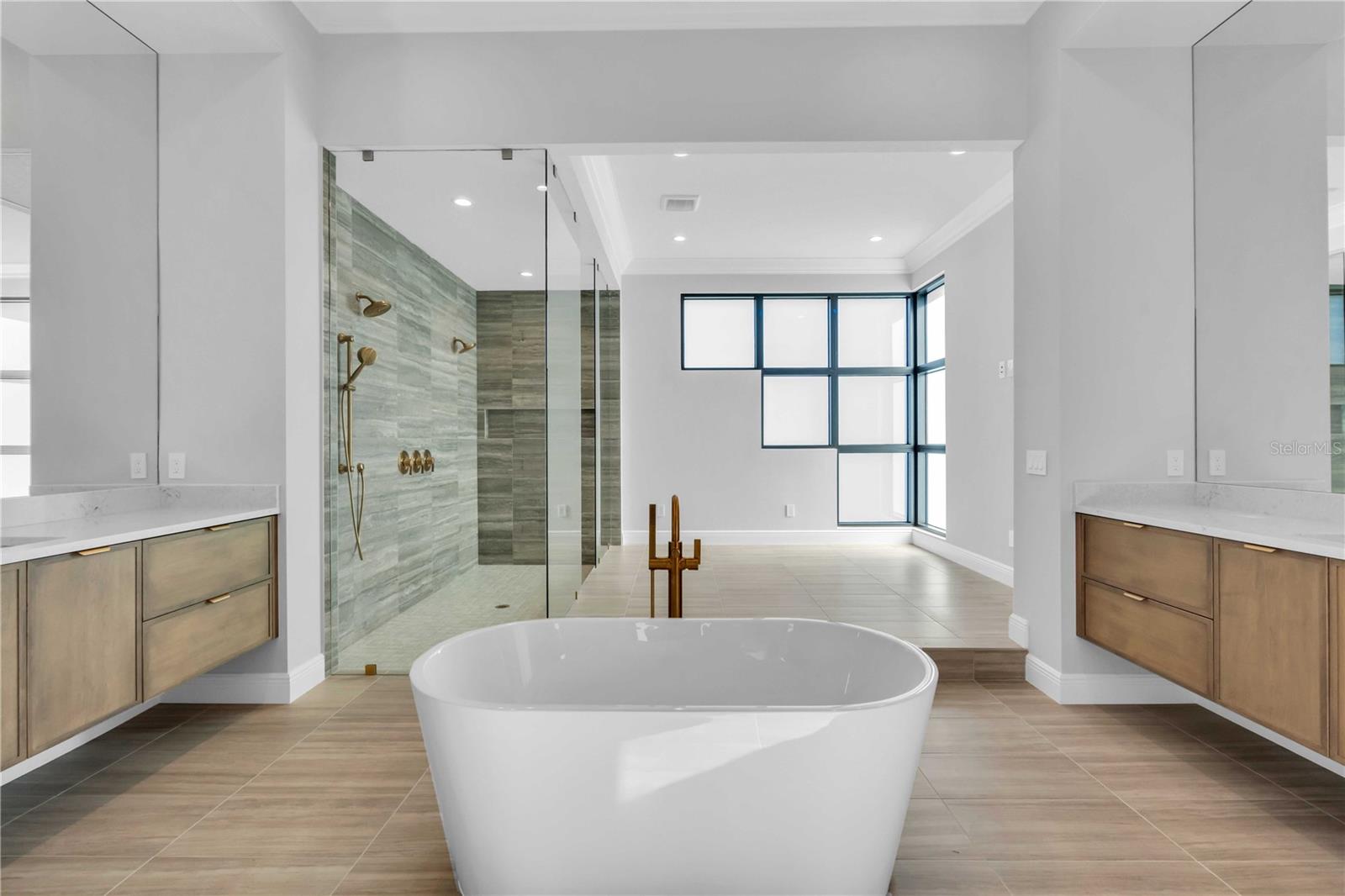 A4628078 Property Photo