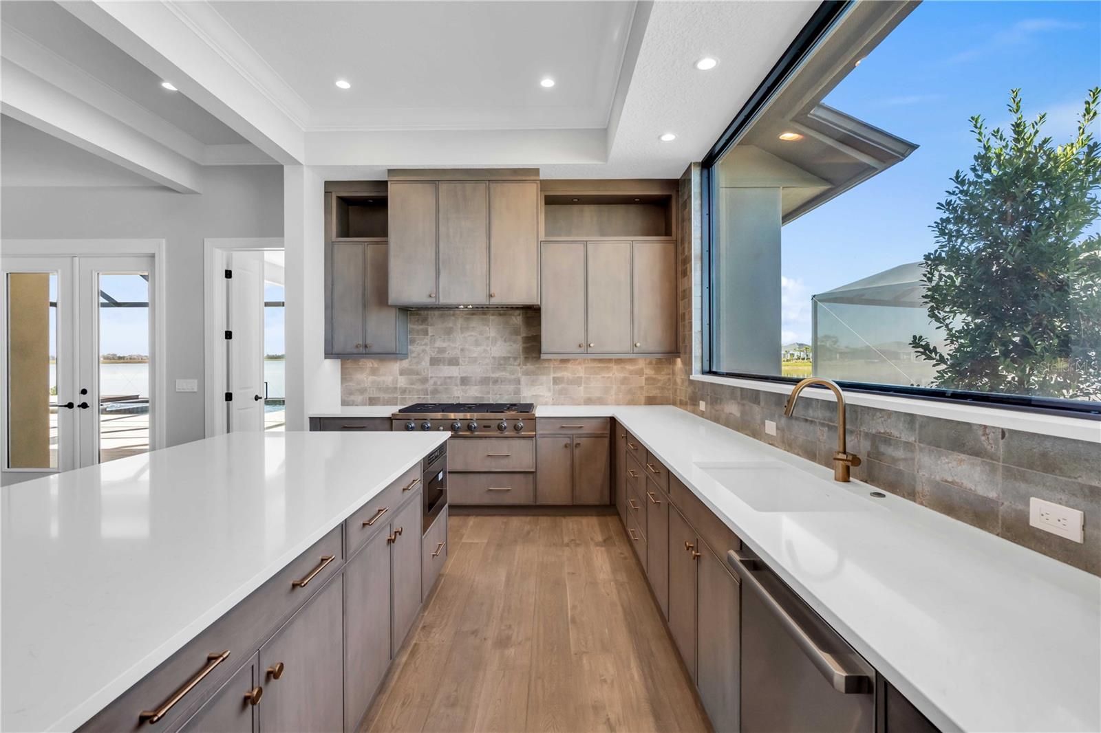 A4628078 Property Photo