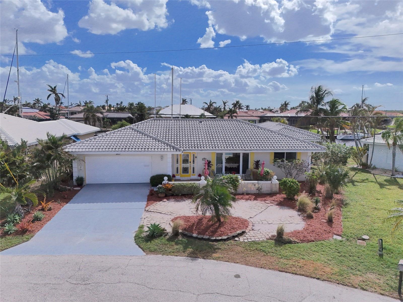 2807 CORAL WAY, PUNTA GORDA, FL, 33950