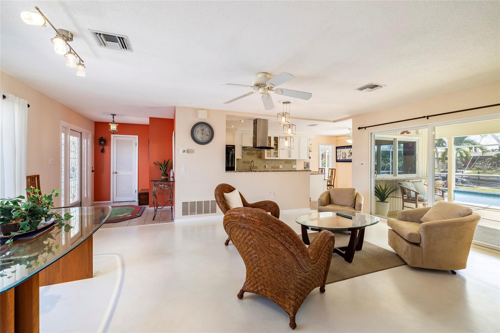 2807 CORAL WAY, PUNTA GORDA, FL, 33950