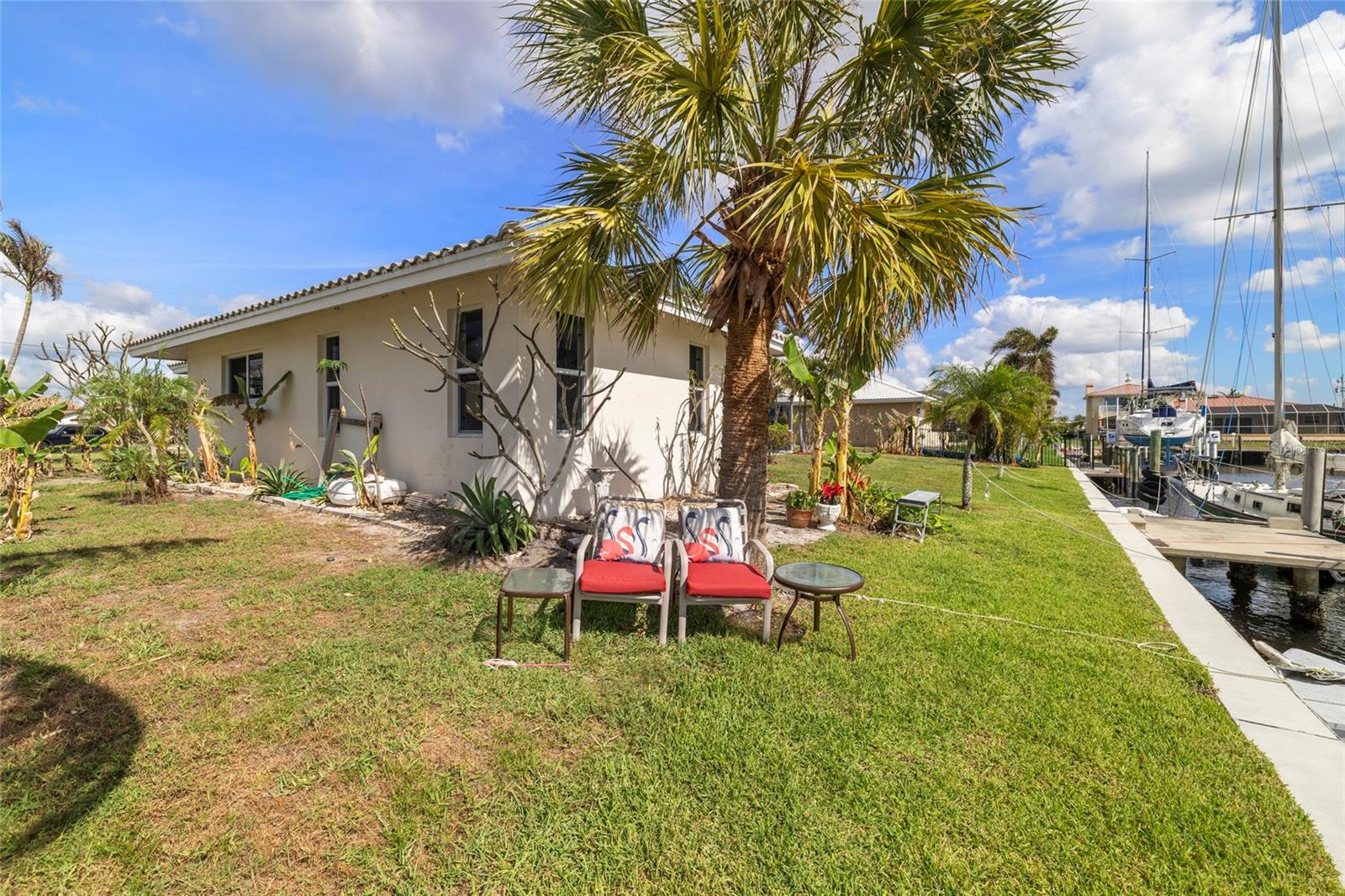 2807 CORAL WAY, PUNTA GORDA, FL, 33950