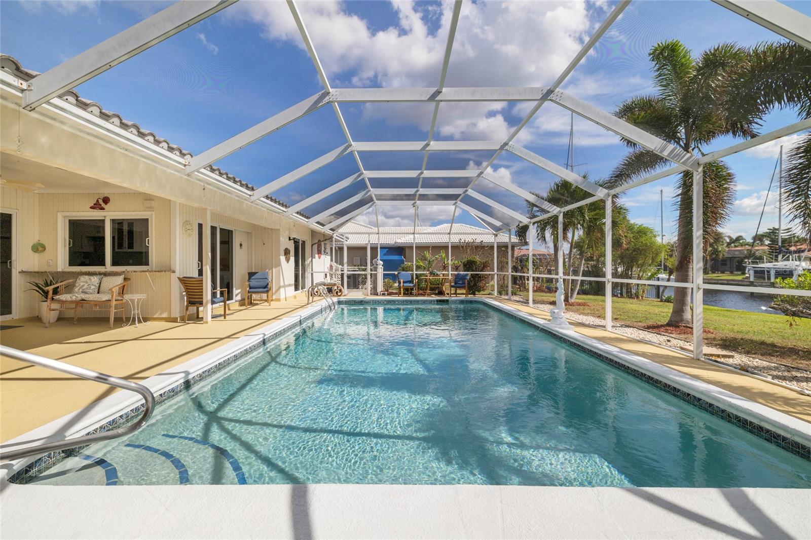 2807 CORAL WAY, PUNTA GORDA, FL, 33950