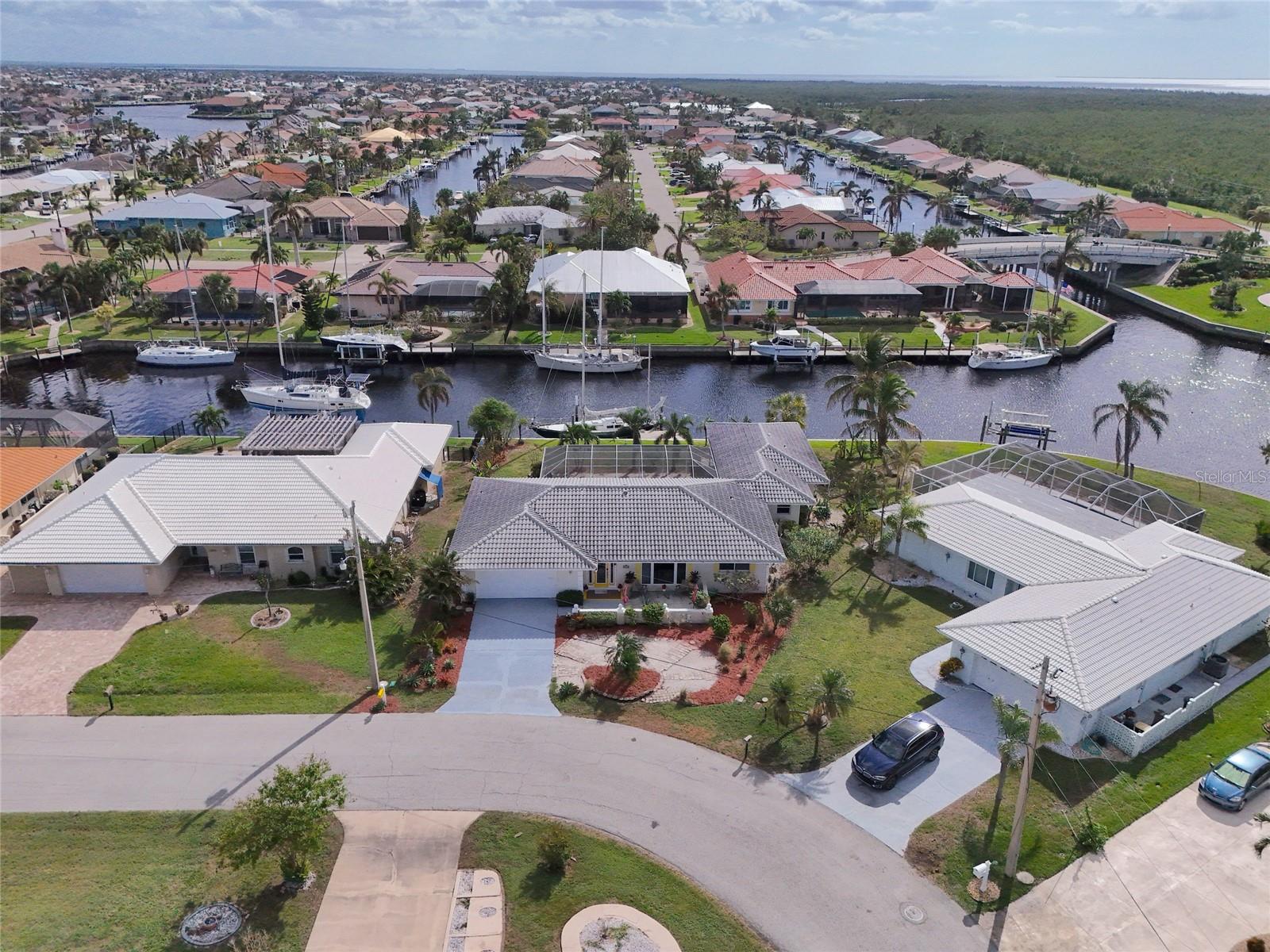 2807 CORAL WAY, PUNTA GORDA, FL, 33950