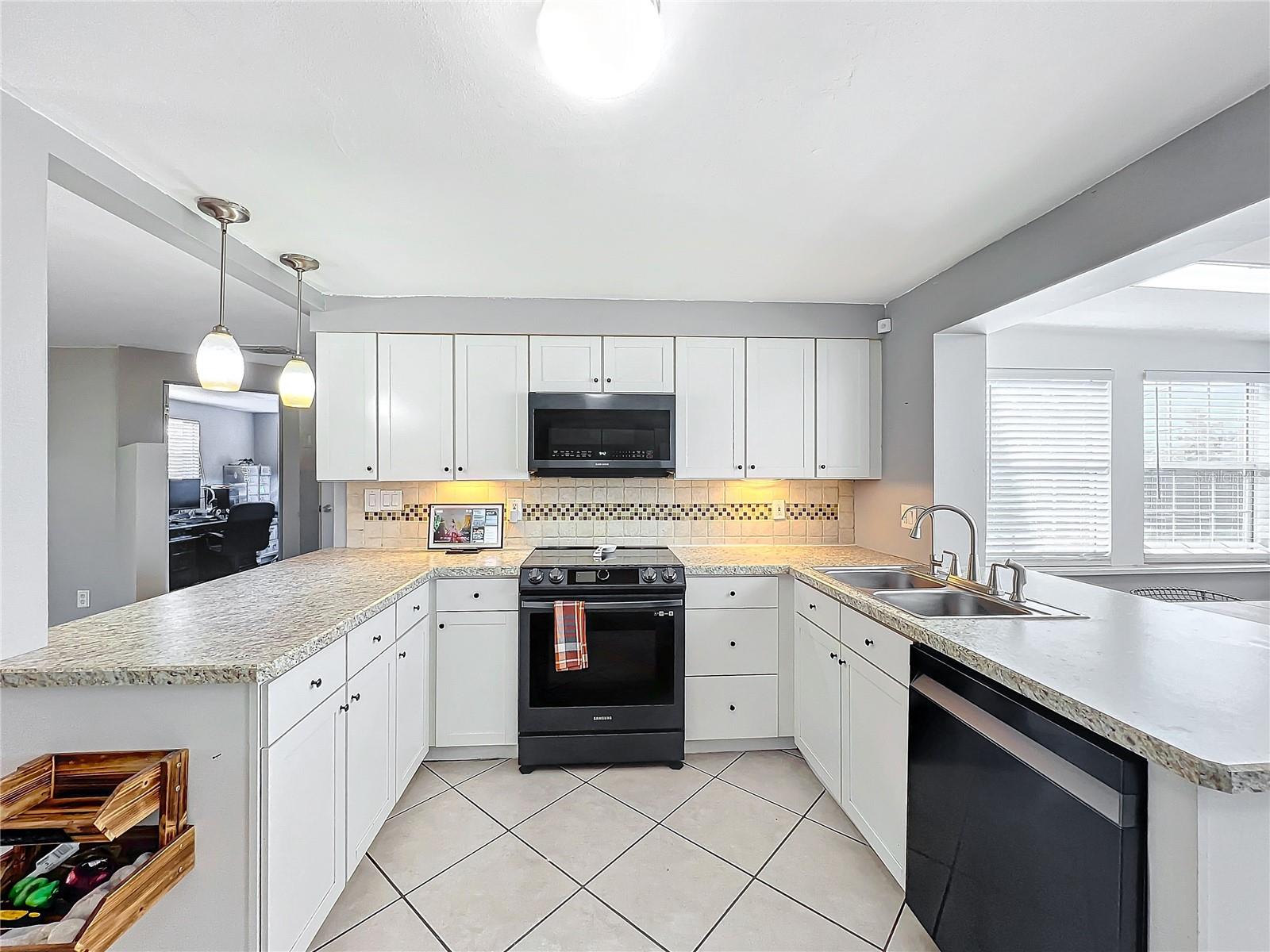 754 MELODY LN, BRADENTON, FL, 34207