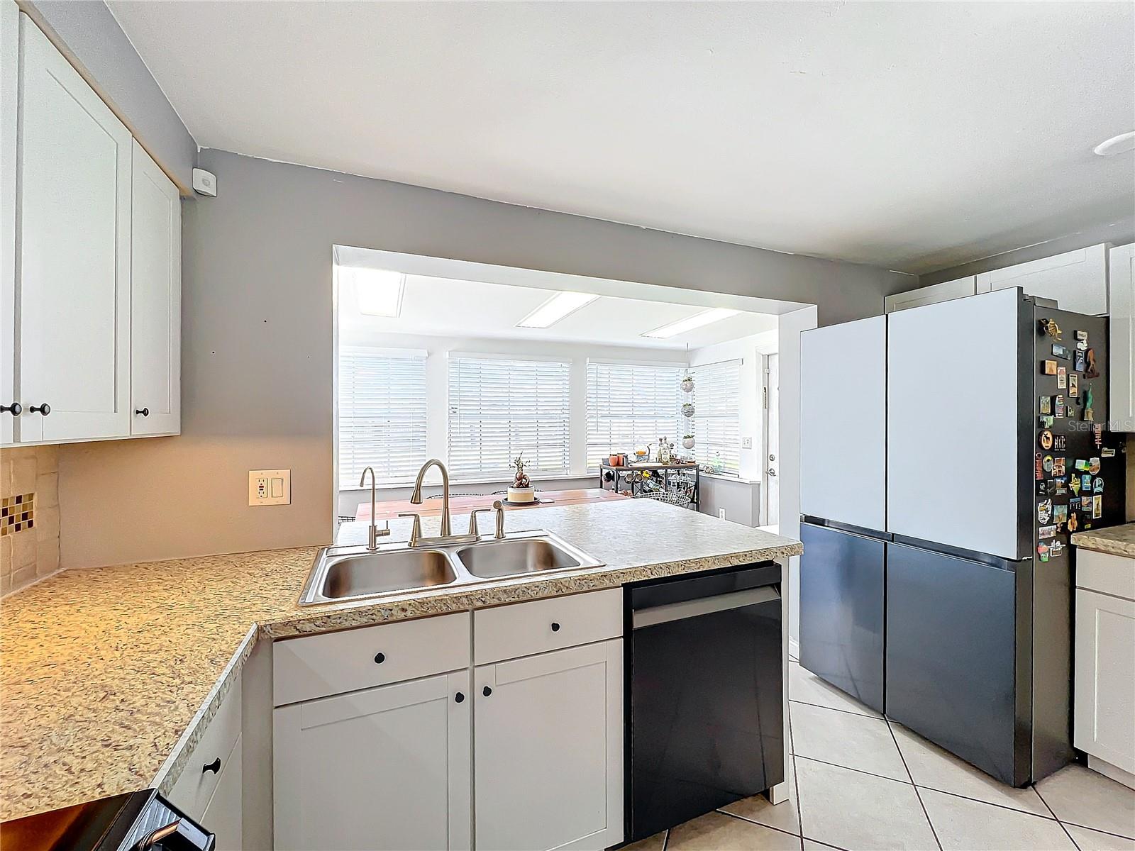 754 MELODY LN, BRADENTON, FL, 34207