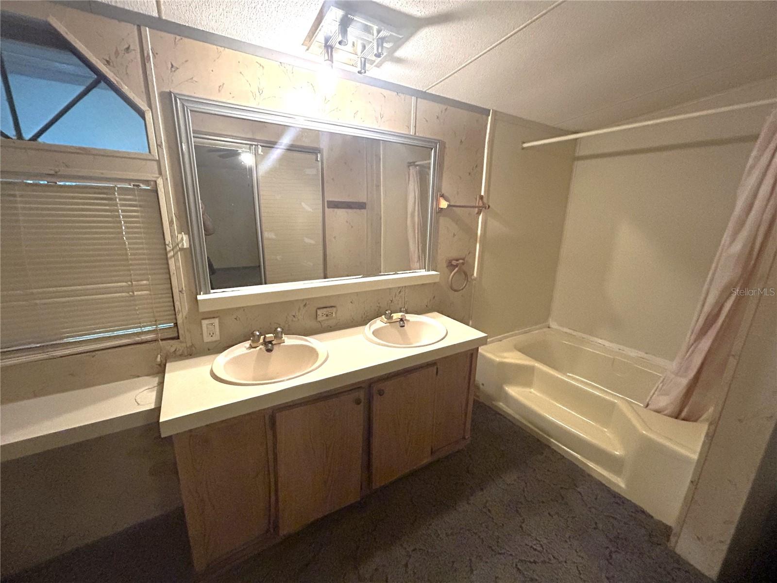 110 SANDPINE CT, SAINT CLOUD, FL, 34771